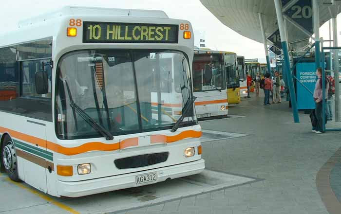 Go Bus Mercedes O305 Fairfax 2000 88